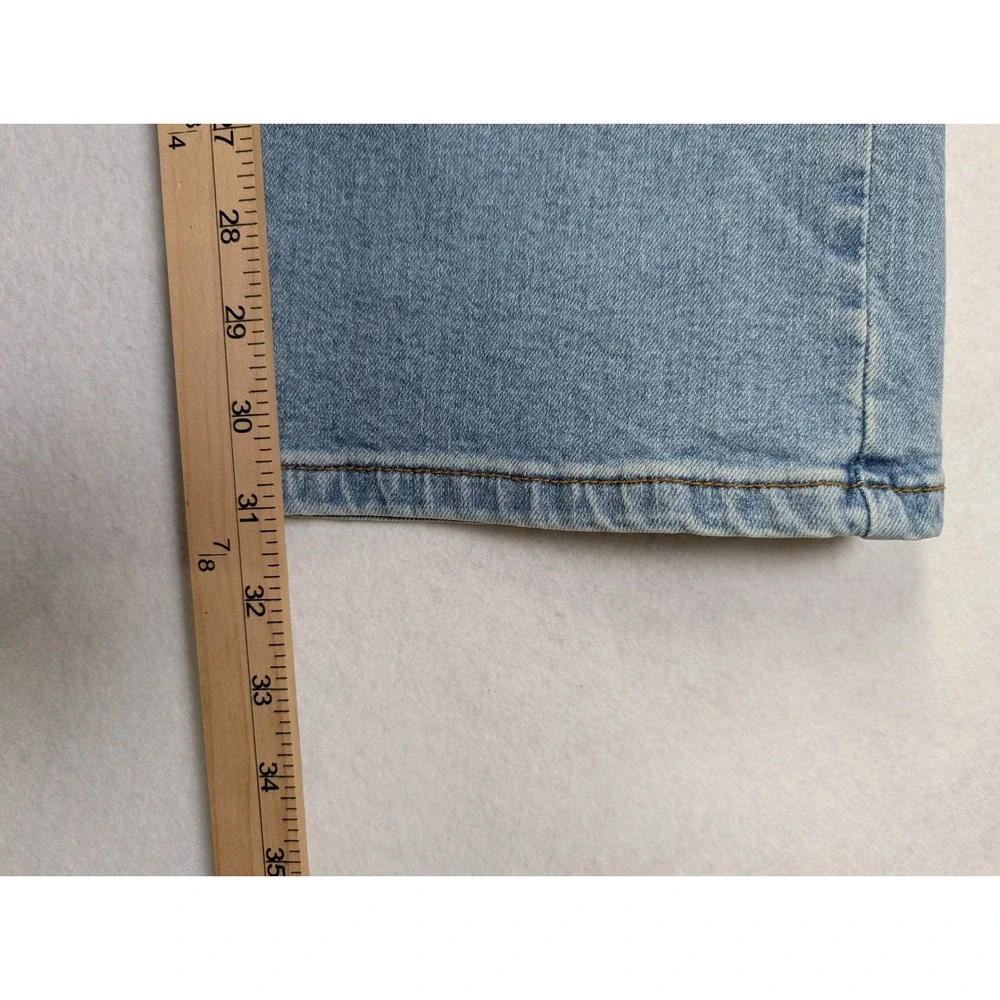 Levis‎ Womens 550 Classic Relaxed Boot Cut Jeans Sz 4 M Stretch Medium Wash Blue